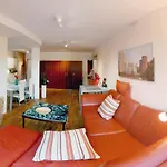 City-Apartment 65qm 2-Schlafzimmer WLAN Nichtraucher Parken